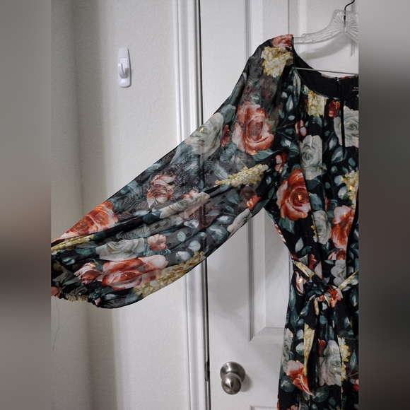 Tahari 20W Women's dress - Picture 4 of 7